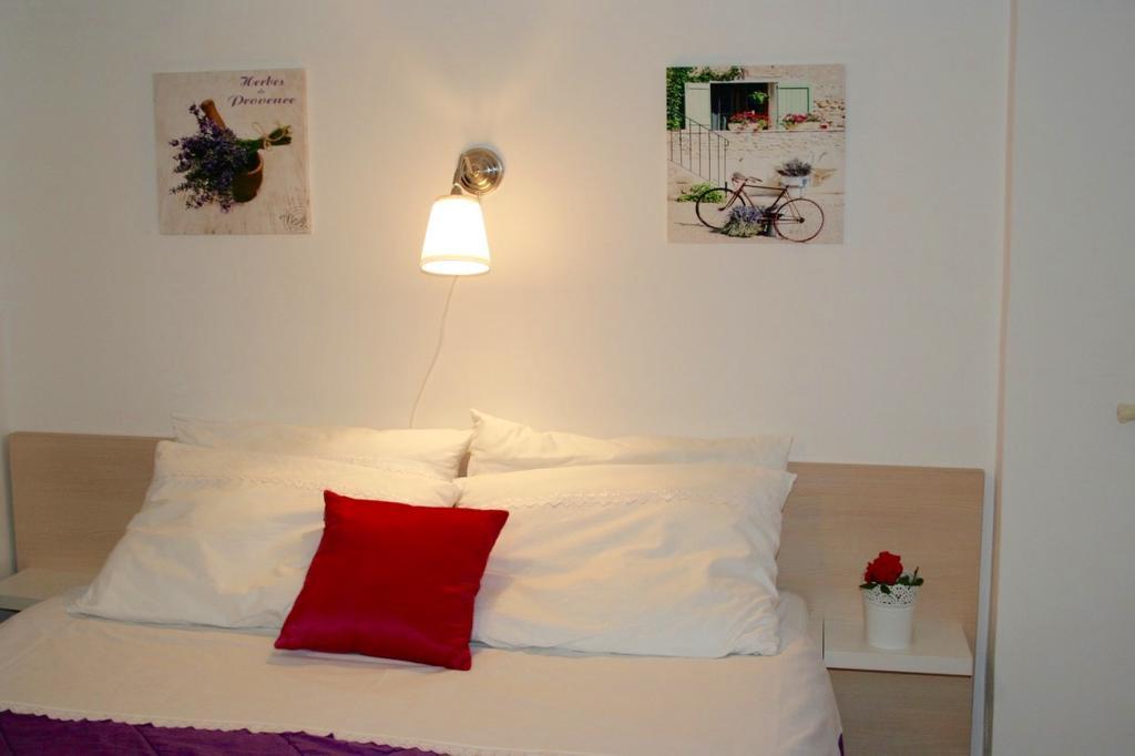 Guesthouse Villa Juric Crikvenica Exterior photo
